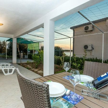 Apartment Ante ราชานิ ภายนอก รูปภาพ